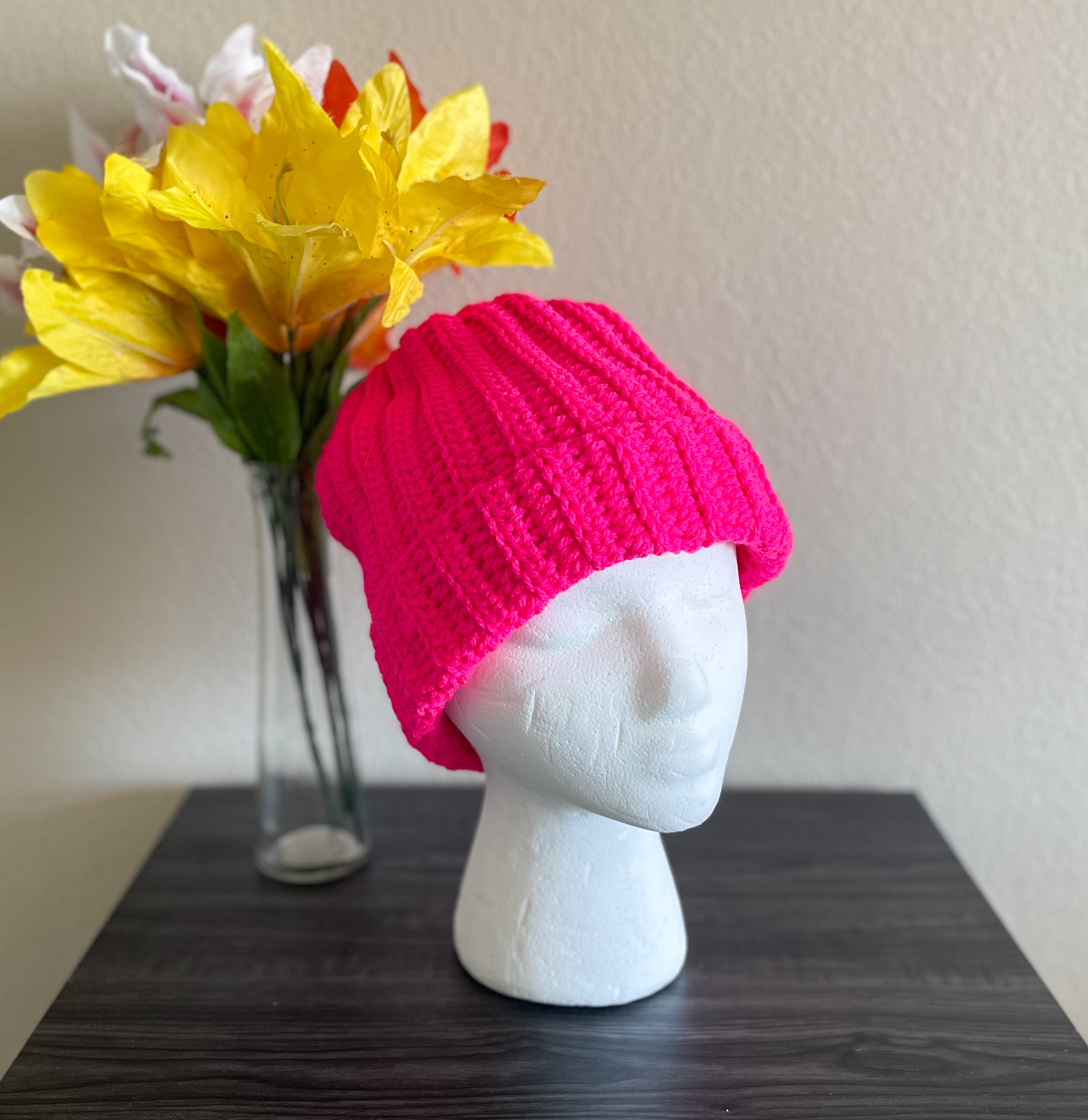 Ribbed Beanie - Neon Pink